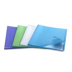 Mape ar 30 kabatām, balta